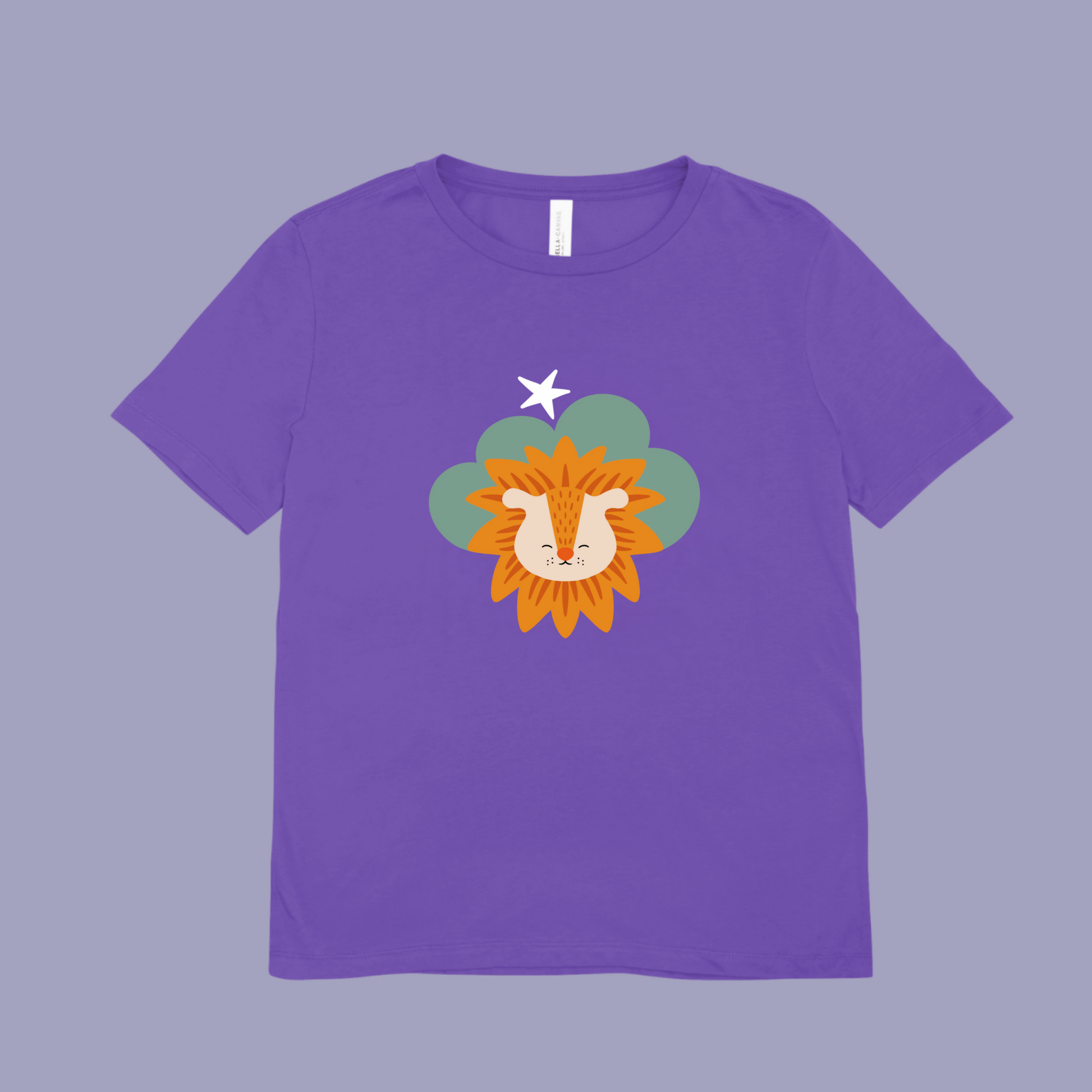 Playera morada con estampado de león Sabino de la marca nube en una Nube color verde y una estrella blanca